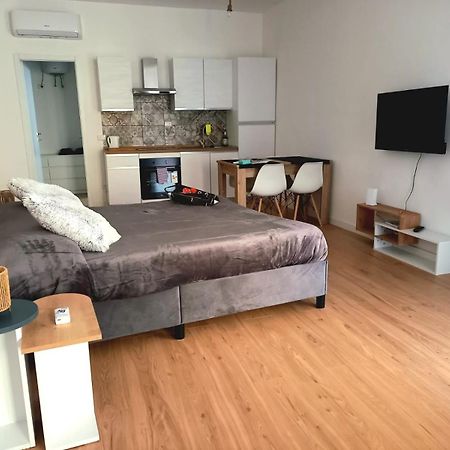 Appartamento Casa Delle Begonie Roma Esterno foto